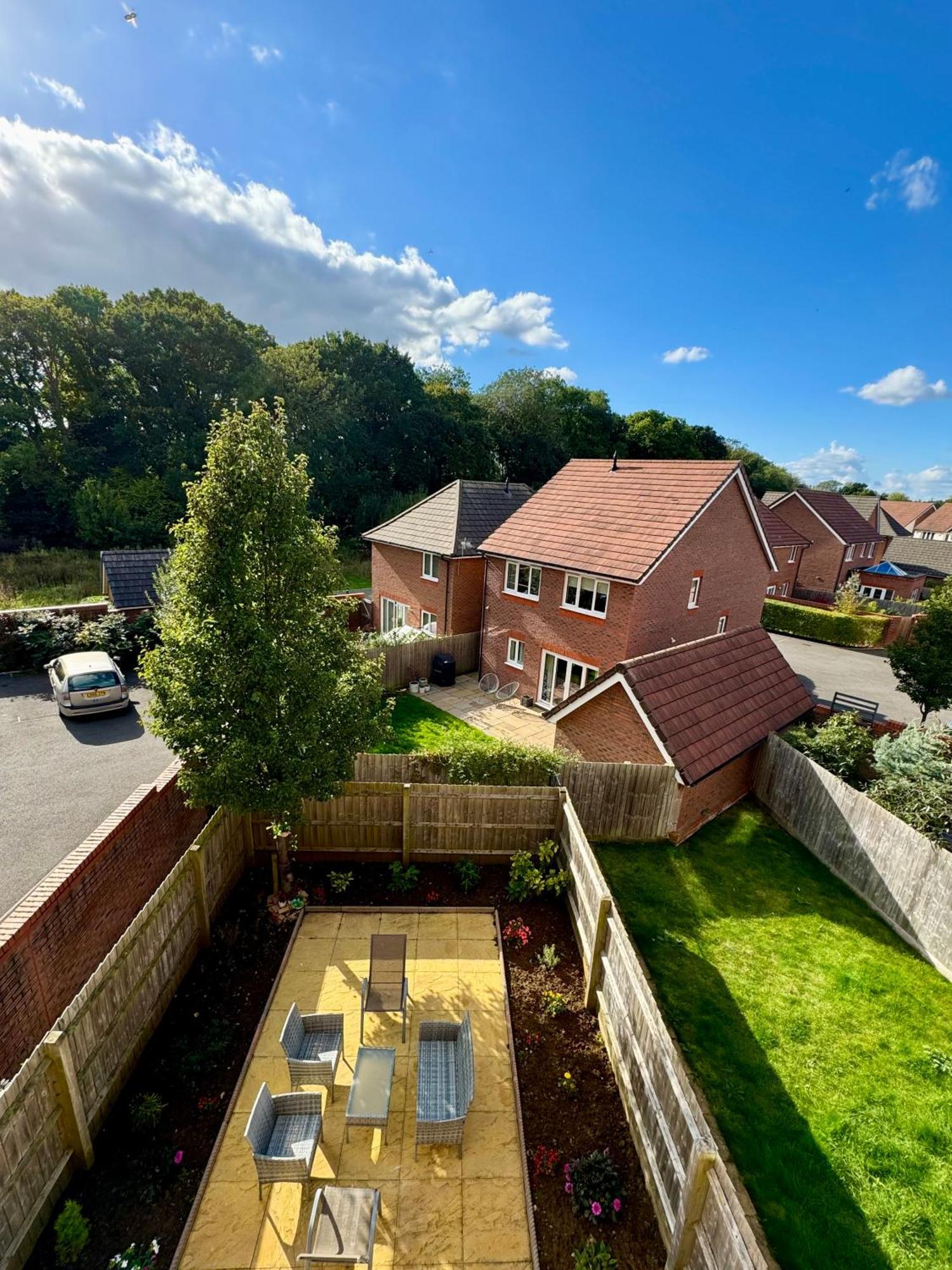 Large Double Room & Private Ensuite Bathroom, Badbury Park, Swindon, Near Great Western Hospital Eksteriør bilde